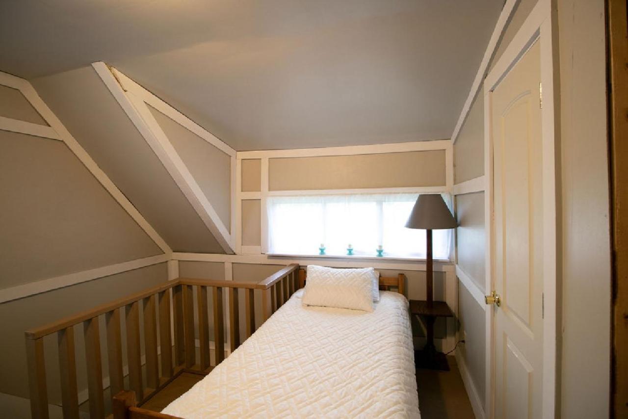 Downtown 2 Bedroom Cottage, Sleeps 6, Walking Distance To Honeywell, Downtown Restaurants, Shopping Wabash Eksteriør billede